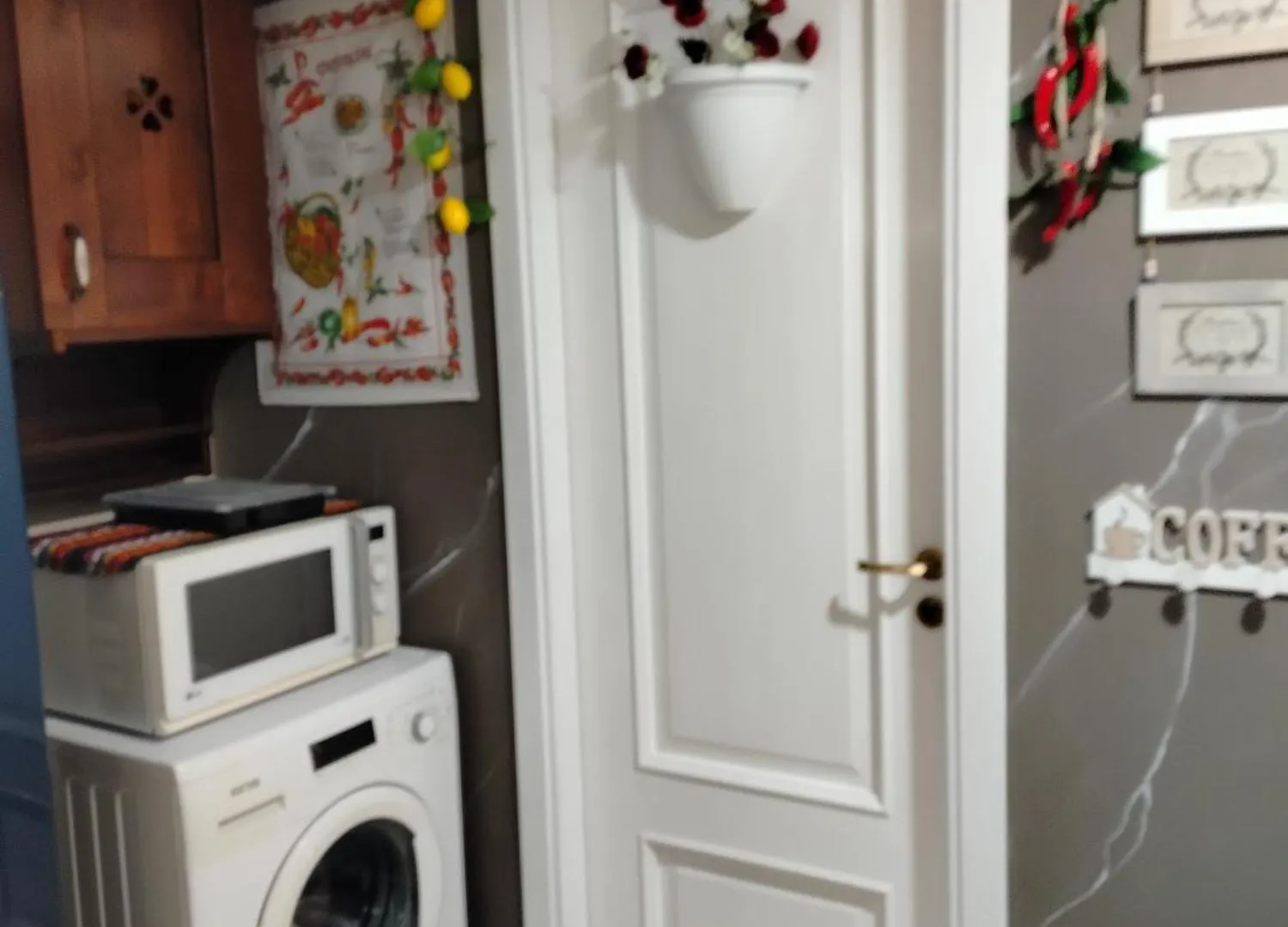 Apartament Azalea House Katania