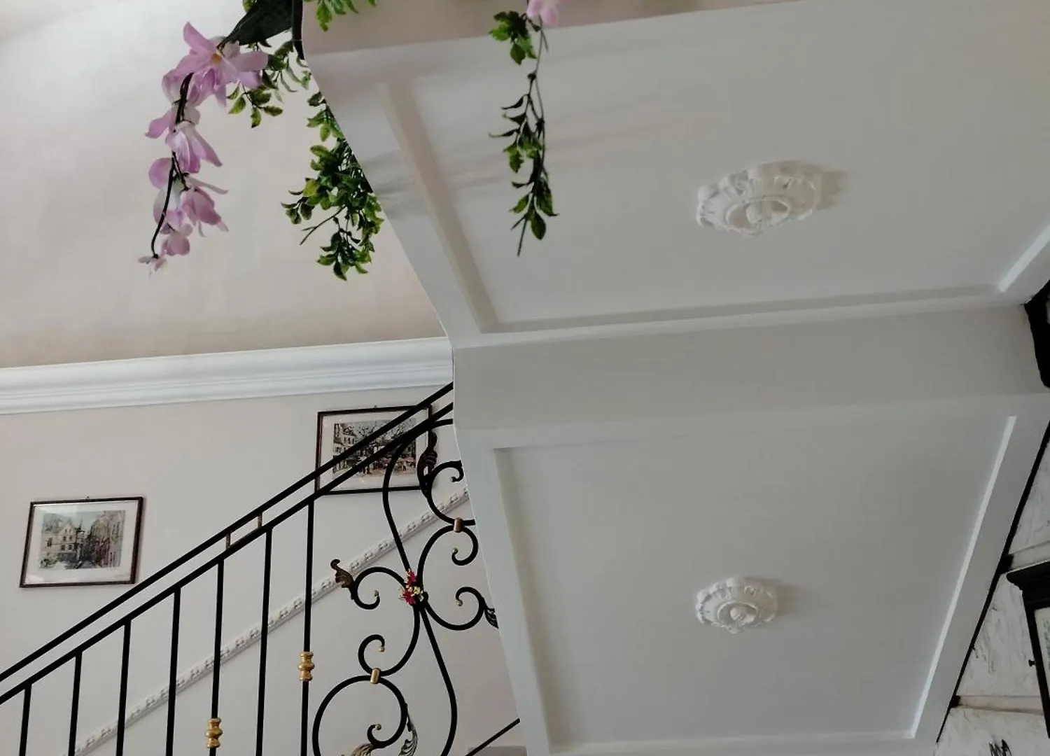 Apartament Azalea House Katania